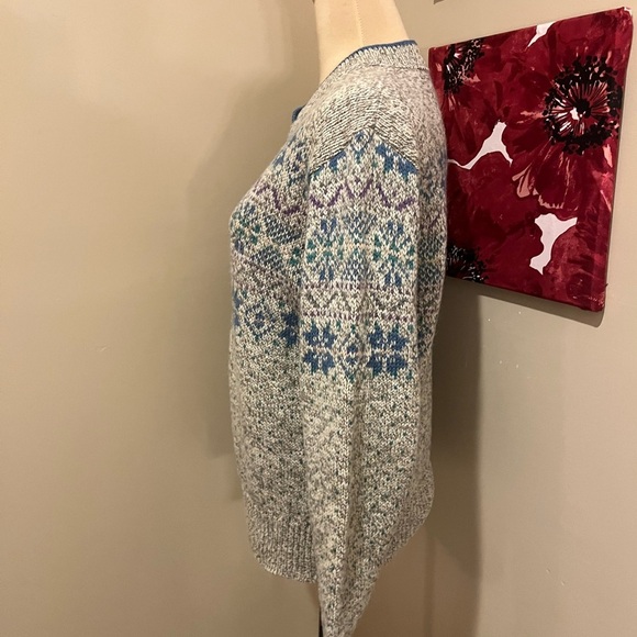 Vintage LL Bean Nordic Fair Isle Sweater Wool Blend Gray Green, size Med - Picture 2 of 5